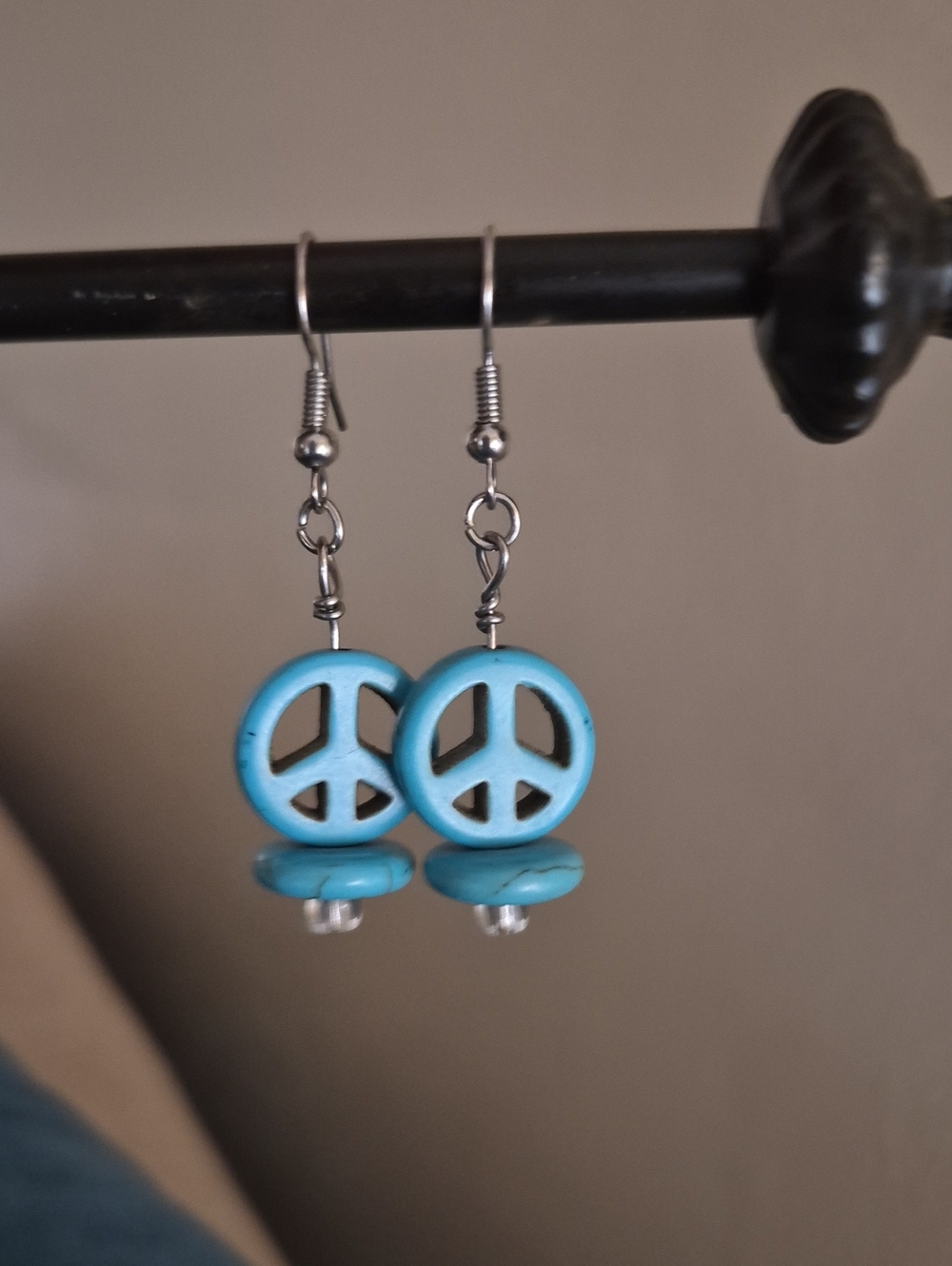 Vintage Turquoise Howlite Beaded Peace Boho Chic Dangle Earrings